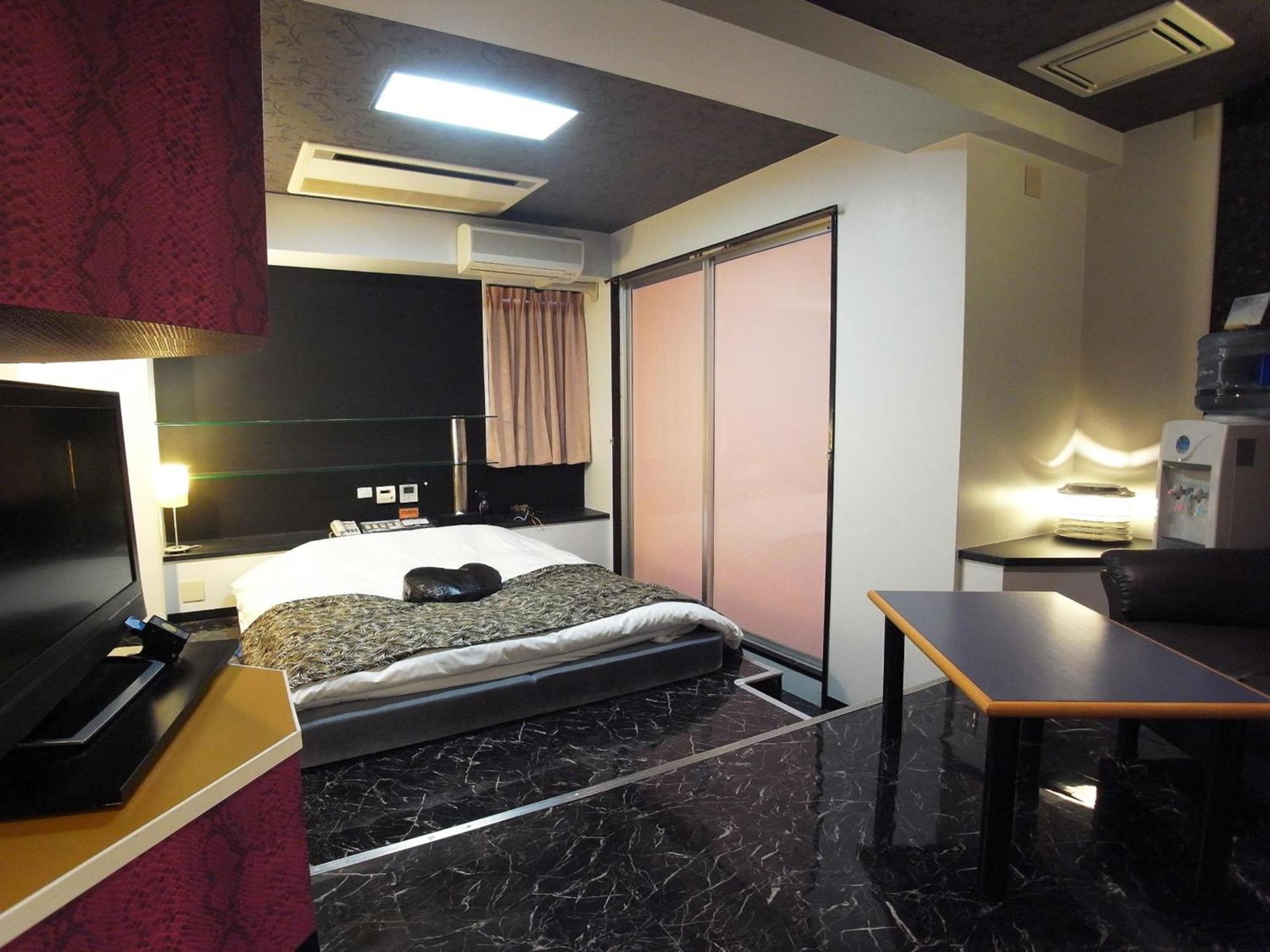 ホテル Tiger & Dragon 男塾ホテルグループ (Adults Only) Gifu Exterior foto